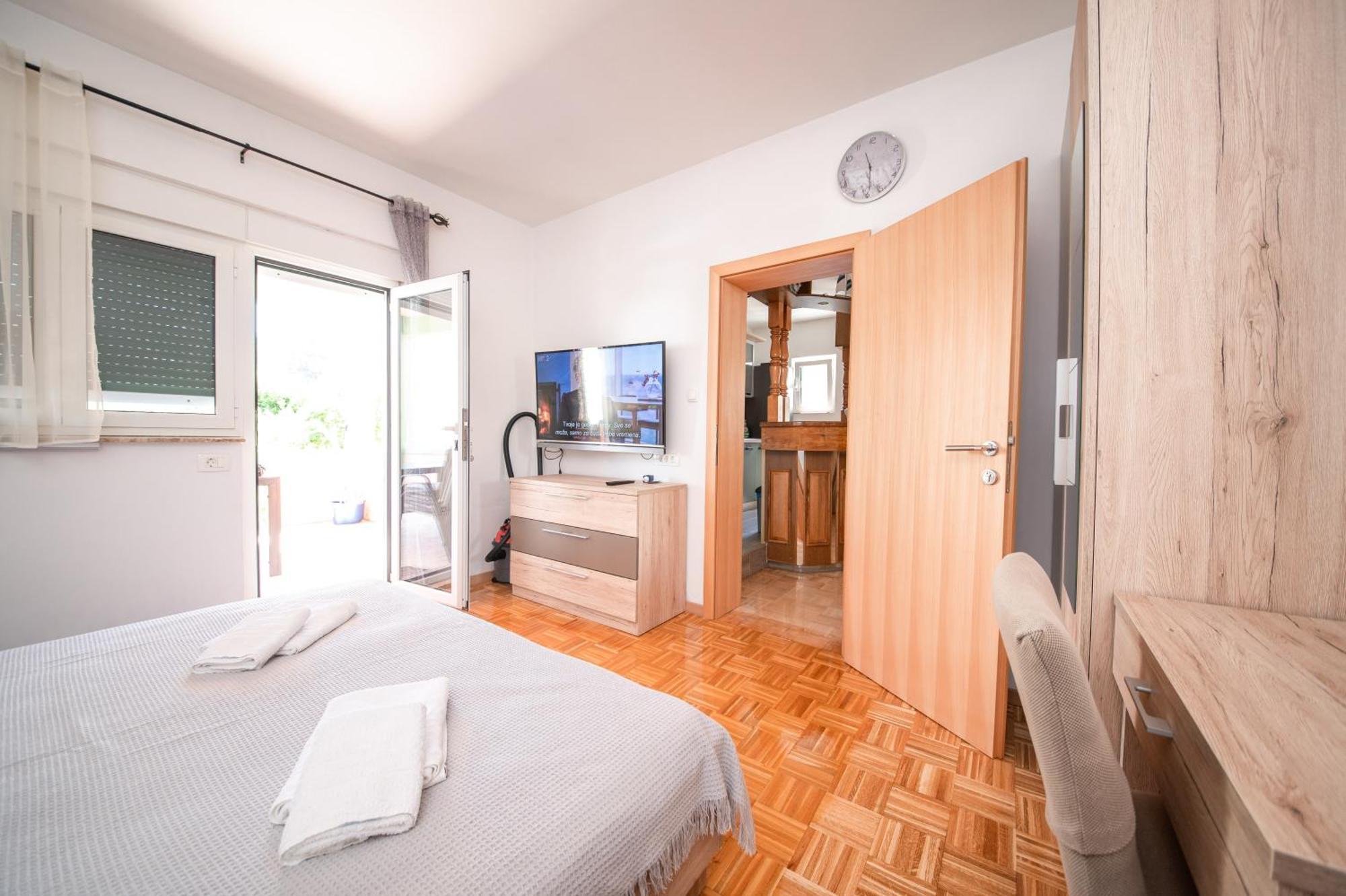 Apartment Prominac Zára Szoba fotó